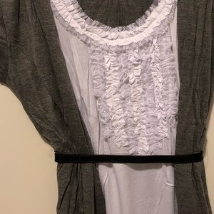 IZ Byer charcoal gray/white top looks so good!!!